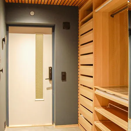 High Standard Rowhouse * ترومسو