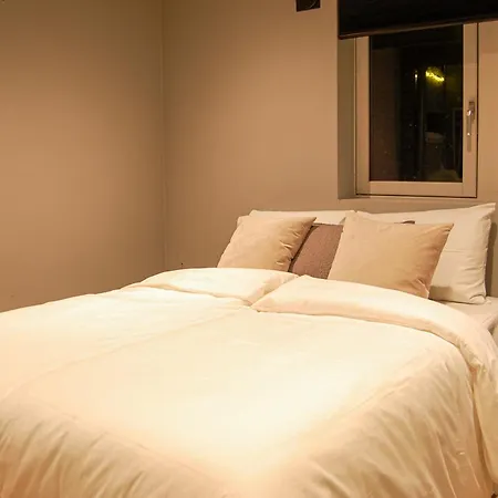High Standard Rowhouse فيلة ترومسو